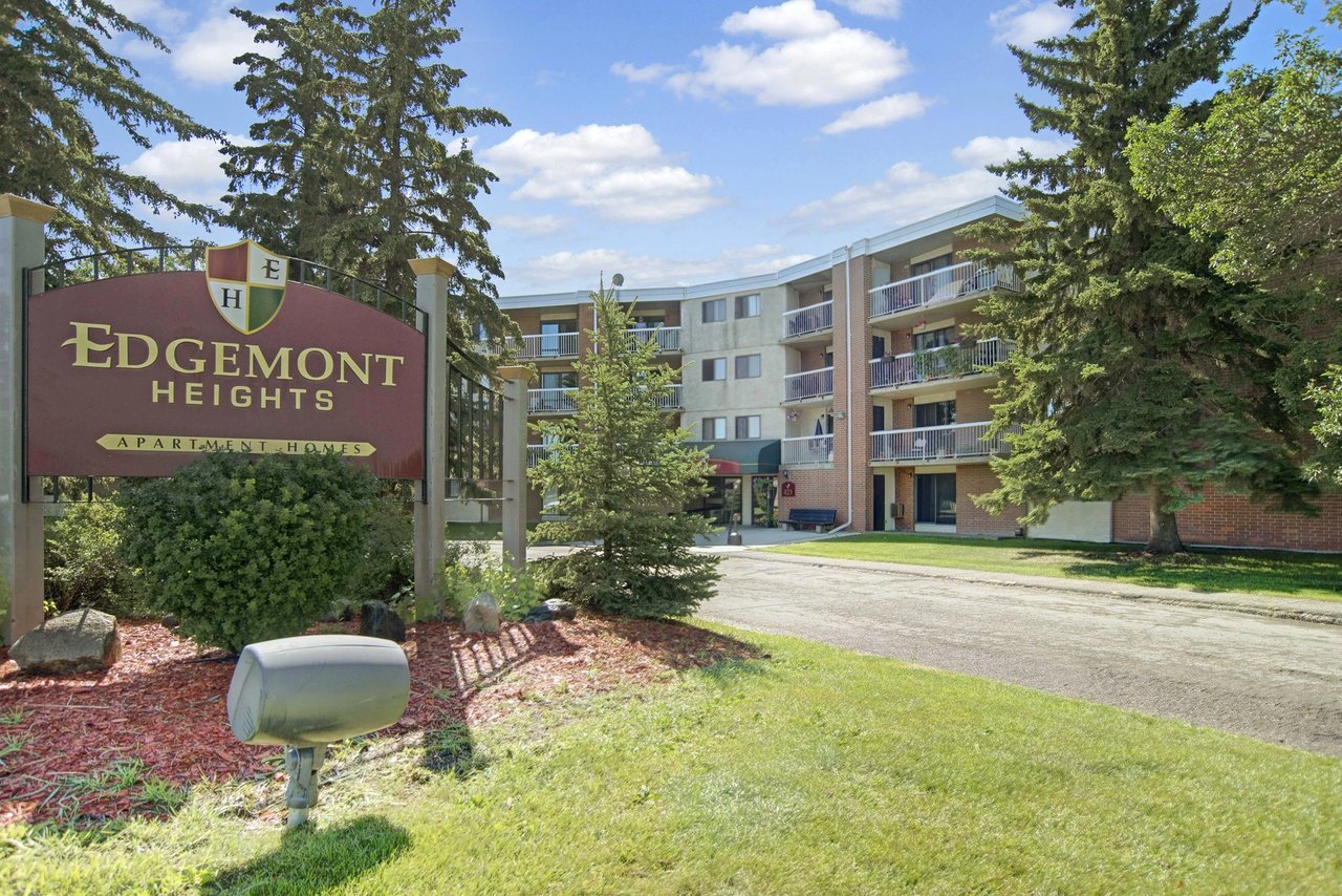 Edgemont Heights apartment homes signage and building exterior