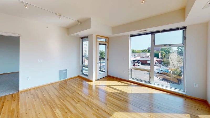 Blue and Lime | A326 | 2BD 2BA