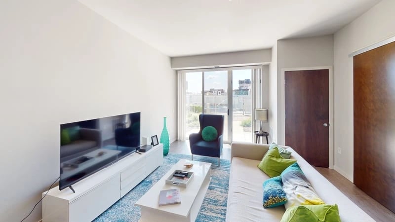 1x1 | Lime B2 | 721 Sq Ft