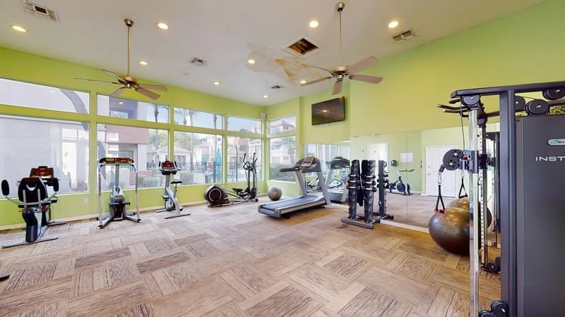 The Hawthorne Apartment Homes | Gym & Pool