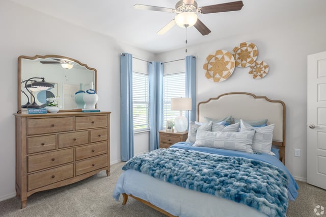 24Hundred Apartments sign