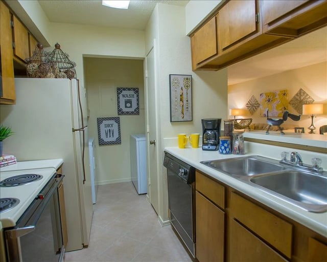 Kitchen and laundry area
