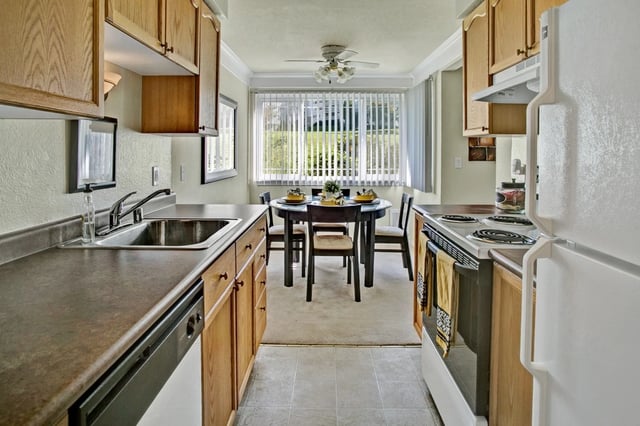 Kitchen and dining area