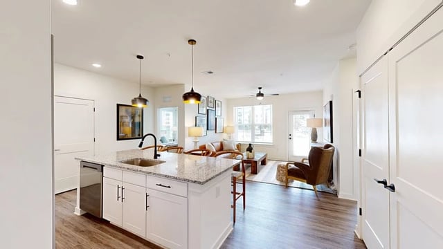 2BR, 2BA - 1,120SF - The Monroe